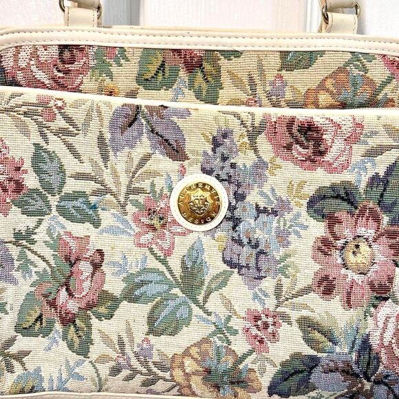 Vintage Mitzi Floral Tapestry Shoulder Bag – Cream Trim - Picture 2 of 8